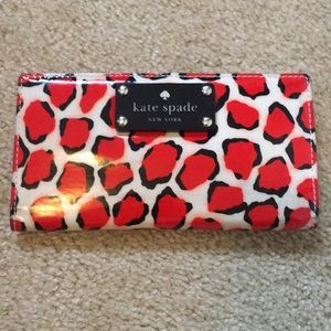Kate spade patent leather wallet